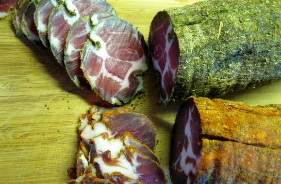 ესპანური გამომშრალი ხორცი